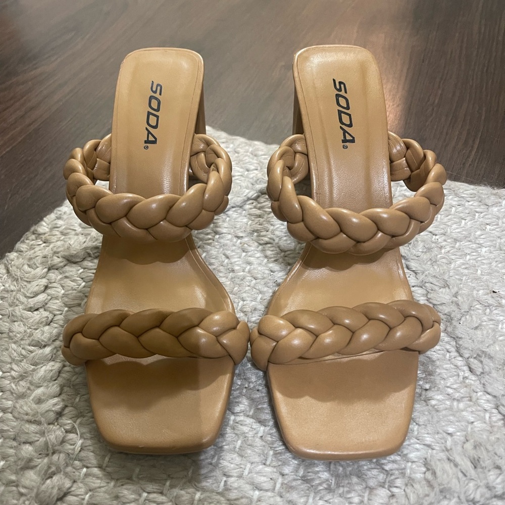 SODA Tan Braided Double Strap Heels – Size 8